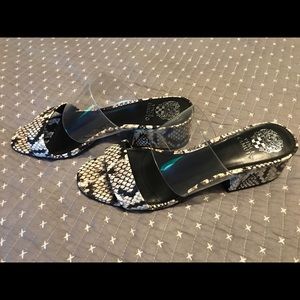 Vince Camuto sandal, NEVER WORN!